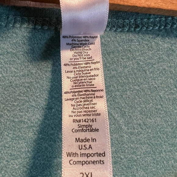 LulaRoe shirt in pale green. Size 2XL. - Picture 4 of 6